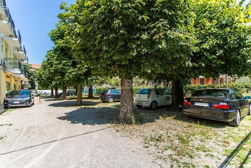 Hotel Argo Римини Экстерьер фото