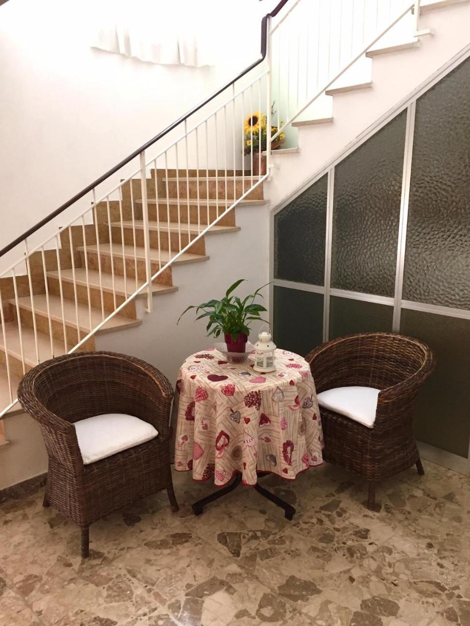 Hotel Argo Римини Экстерьер фото