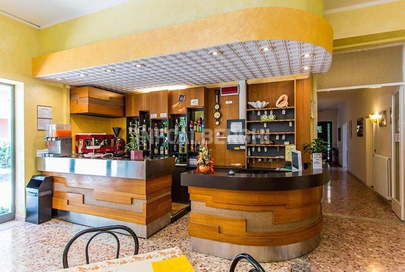 Hotel Argo Римини Экстерьер фото